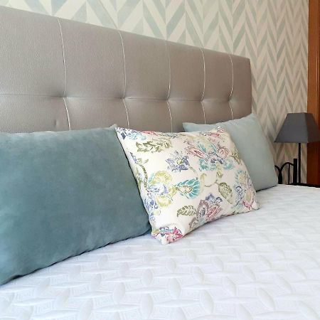 Apartamento Alfarrobeira Mar กัวเตย์รา ภายนอก รูปภาพ