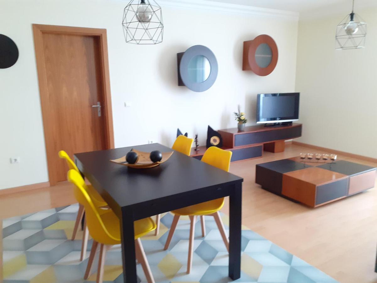 Apartamento Alfarrobeira Mar กัวเตย์รา ภายนอก รูปภาพ
